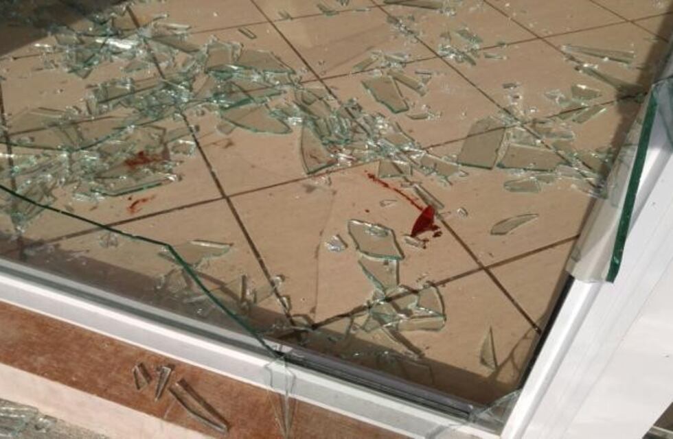 Quimili: Tres adolescentes causaron destrozos en un bar, porque no les vendieron cerveza