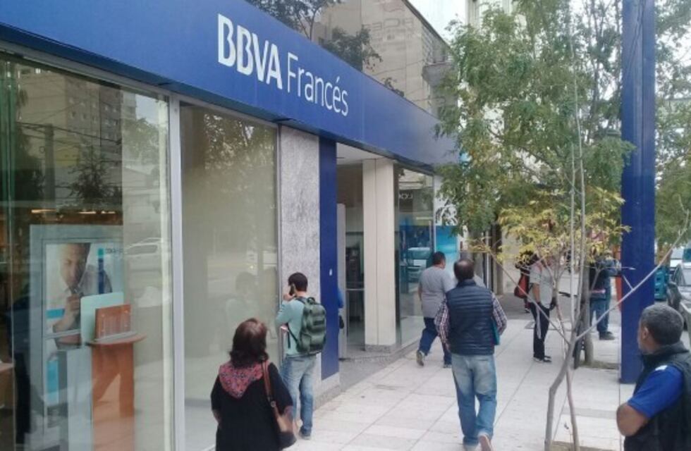 Los bancos de Neuquén no extenderán su horario de atención