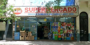 En la ciudad hay 73 supermercados habilitados, de los cuales 38 son de origen chino\u002E