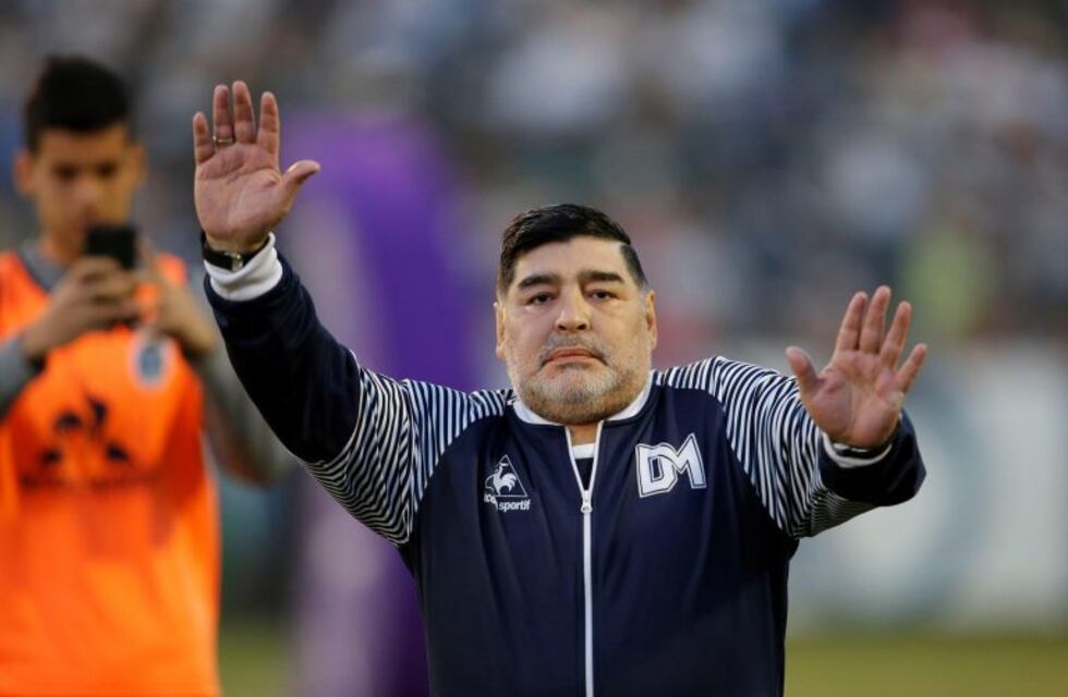 Rafael Dudamel dejó de ser el técnico de Venezuela y suena Diego Maradona para el cargo