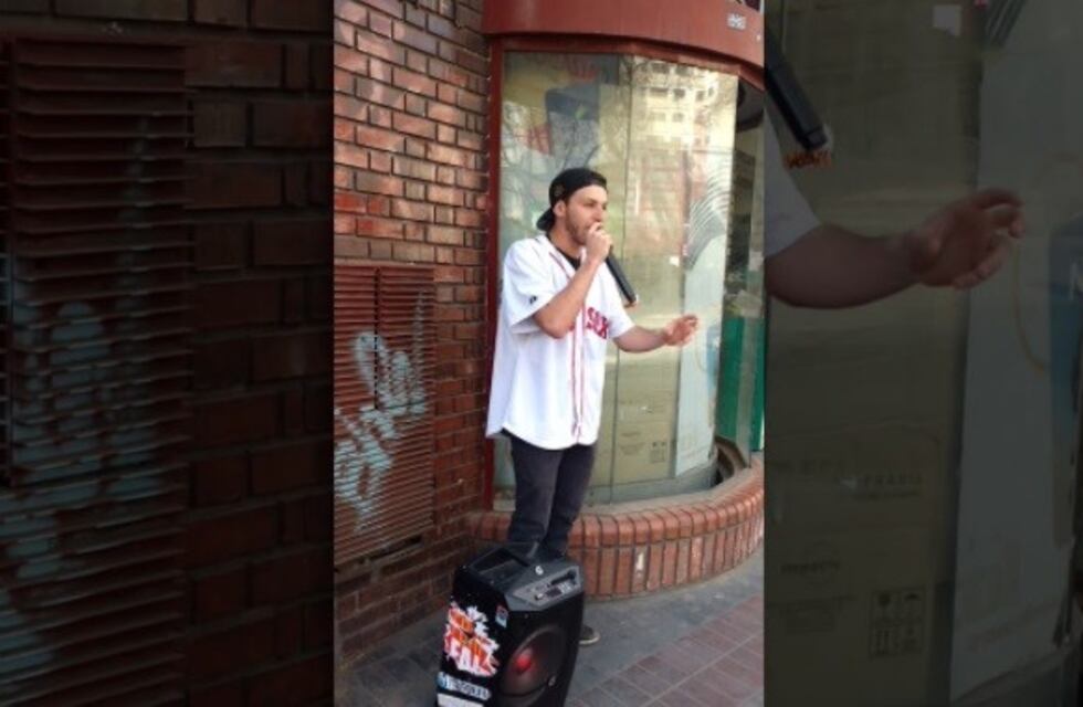 ¡Impredible! El rapero que mueve el centro de Mendoza