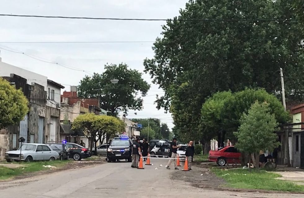Joven recibió tres disparos por la espalda mientras andaba en bicicleta