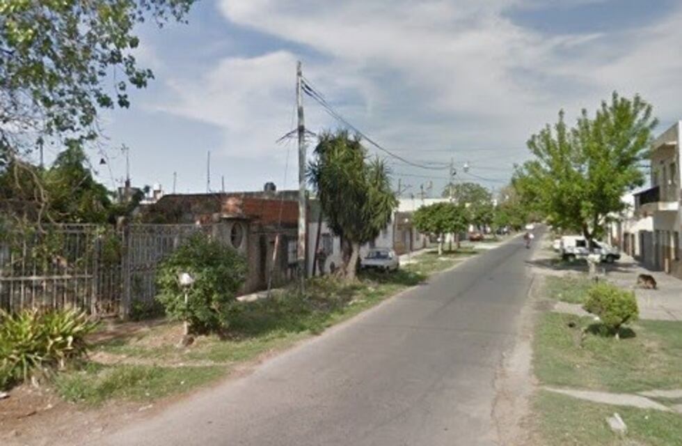 Falsos pasajeros le robaron el auto a una remisera en la zona sudoeste