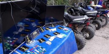 La pareja detenida es de San Marcos Sierras y vendía droga en una peluquería y por reparto\u002E