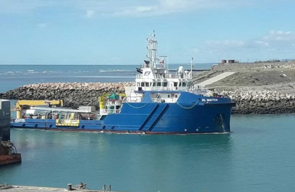 Autoridades entregaron reconocimiento por el 20º Aniversario del Puerto