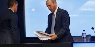 Argentina's Economy Minister Martin Guzman leaves a news conference in Buenos Aires, Argentina December 11, 2019\u002E REUTERS/Mariana Greif