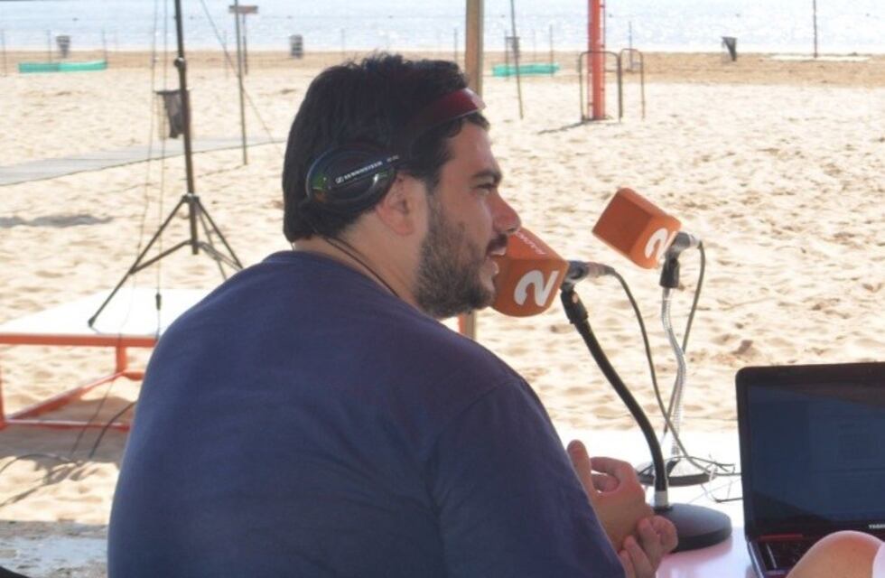 El insólito momento que vivió un movilero radial con una mujer a los gritos en la calle