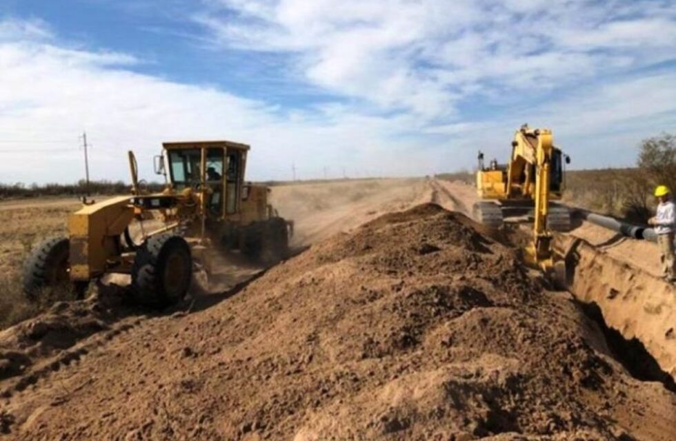Abren la licitación para construir el acueducto ganadero Monte Comán - La Horqueta