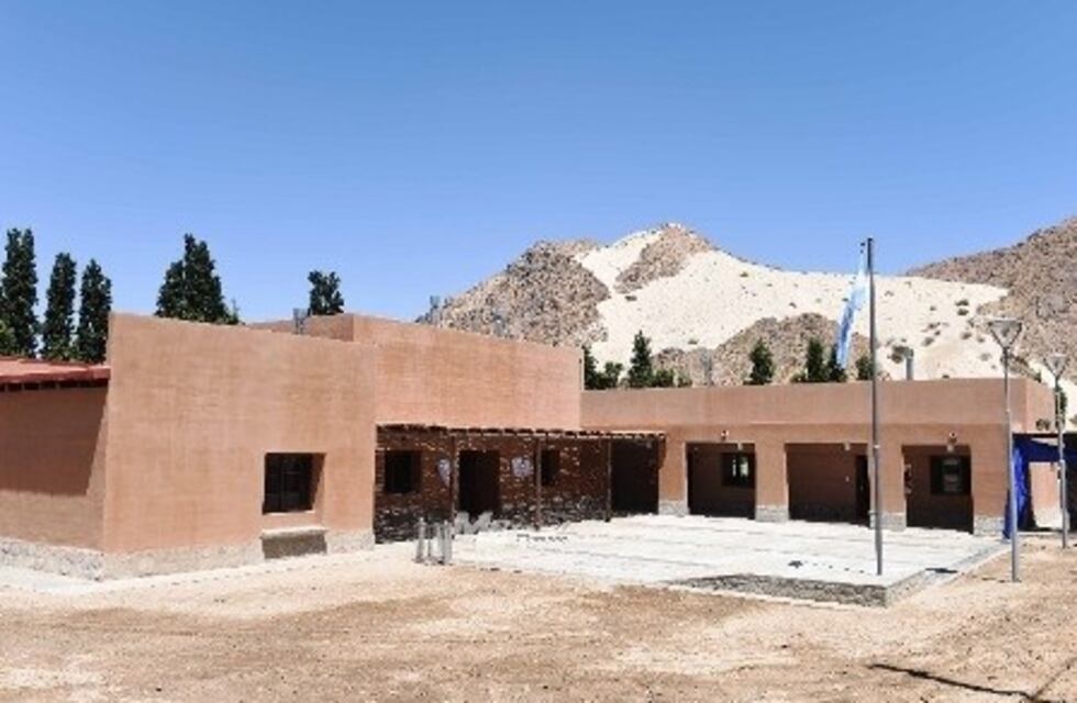 Encontraron flotando en el inodoro de una escuela a un feto de 13 semanas