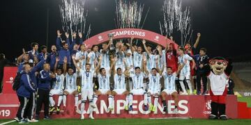 La Selección Argentina Sub 17 se consagró campeona del Sudamericano a pesar de caer por 4 a 1 ante Ecuador en el último partido\u002E