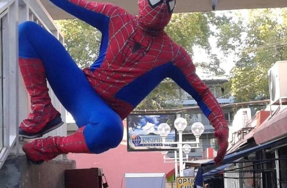 La cobarde agresión al 'Hombre Araña' de Mendoza