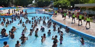 ¡A la pileta! Abren las inscripciones para las escuelas de verano de Guaymallén.