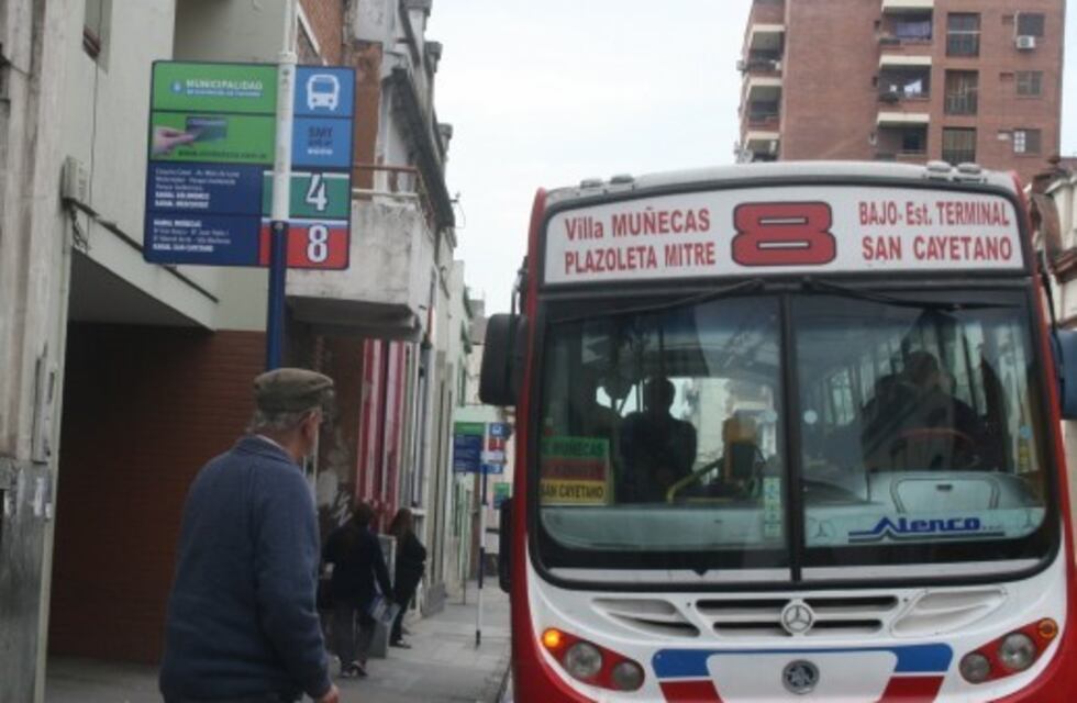 ¿Cómo funcionarán los servicios en la capital tucumana el lunes feriado?