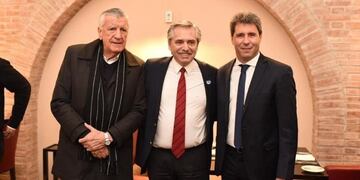 Jose Luis Gioja, Alberto Fernández y Sergio Uñac\u002E