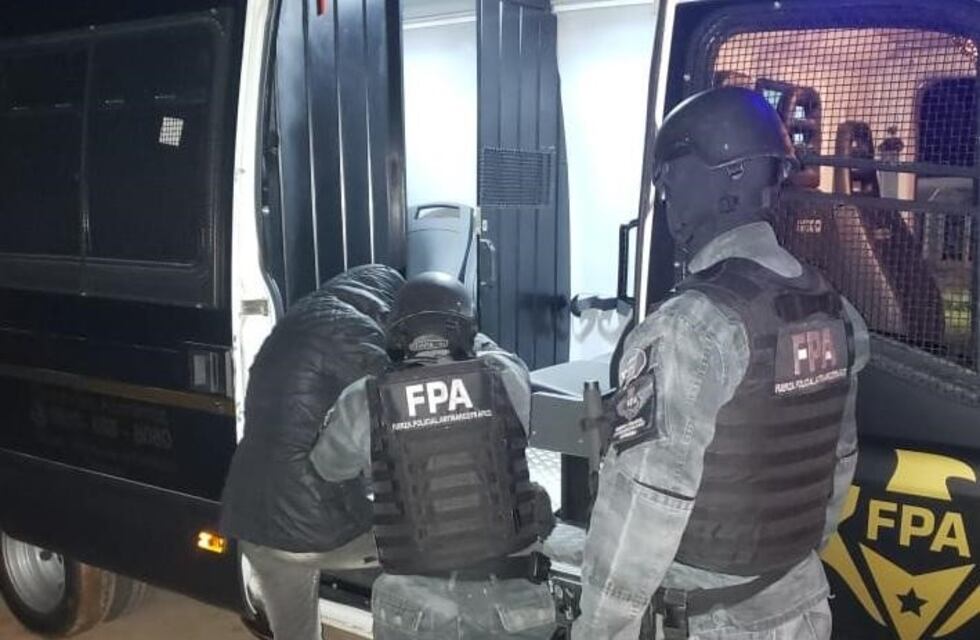 Detuvieron a otro policía vinculado a una red narco en la zona de Cruz del Eje