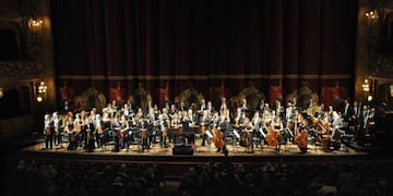 La filarmónica en el Colón\u002E