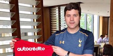 Regalo de Maxi a Pochettino