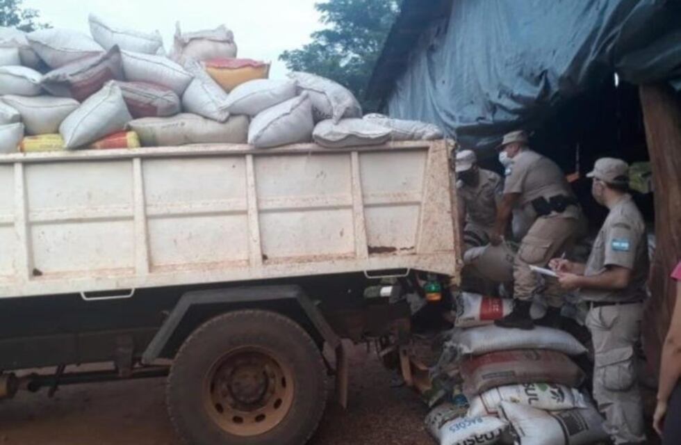 Refuerzan los controles en la frontera con Brasil por el contrabando de soja