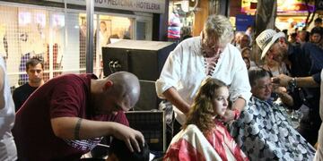 Maratón solidaria de peluqueros