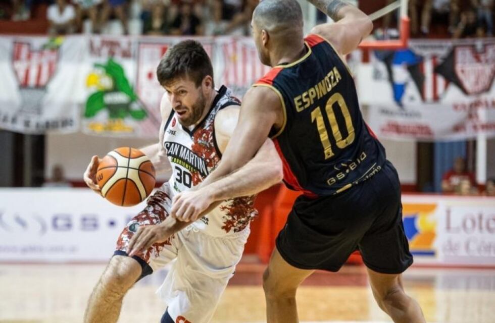 Perdió San Martín y quedó eliminado del Súper 20