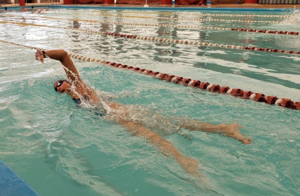 Nadadores de alto rendimiento de Córdoba volvieron a entrenar