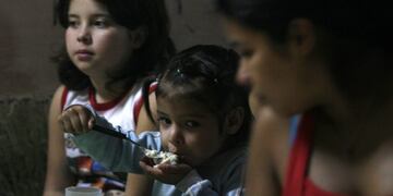 REUTERS - Enrique Marcarian - Comedores solidarios\u002E