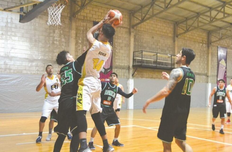Basquet: Banco Rioja visita a Amancay por la semifinal