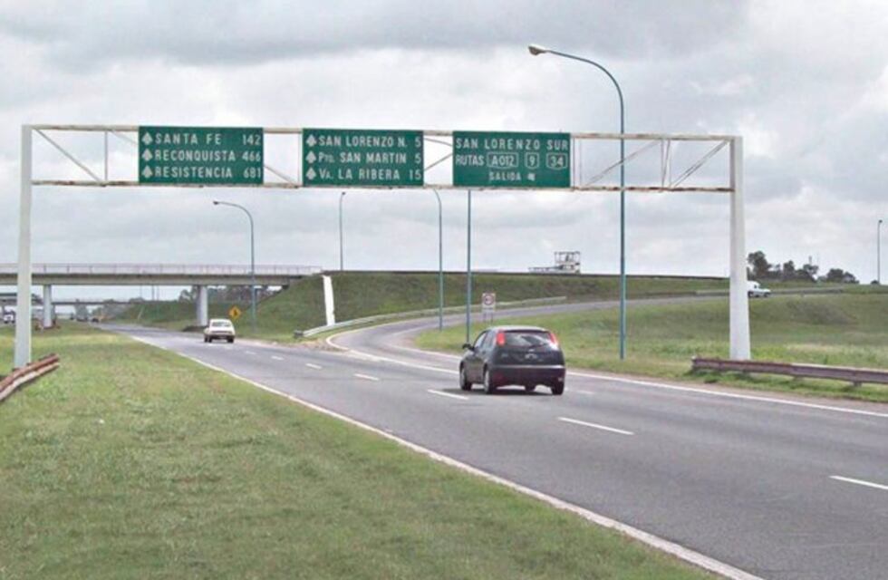 Al menos seis automovilistas fueron atacados a piedrazos a la salida de la autopista Rosario-Santa Fe