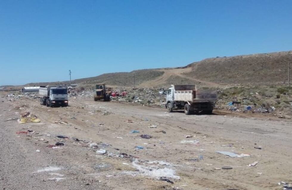 Se realizan tareas de remediación en basurales clandestinos