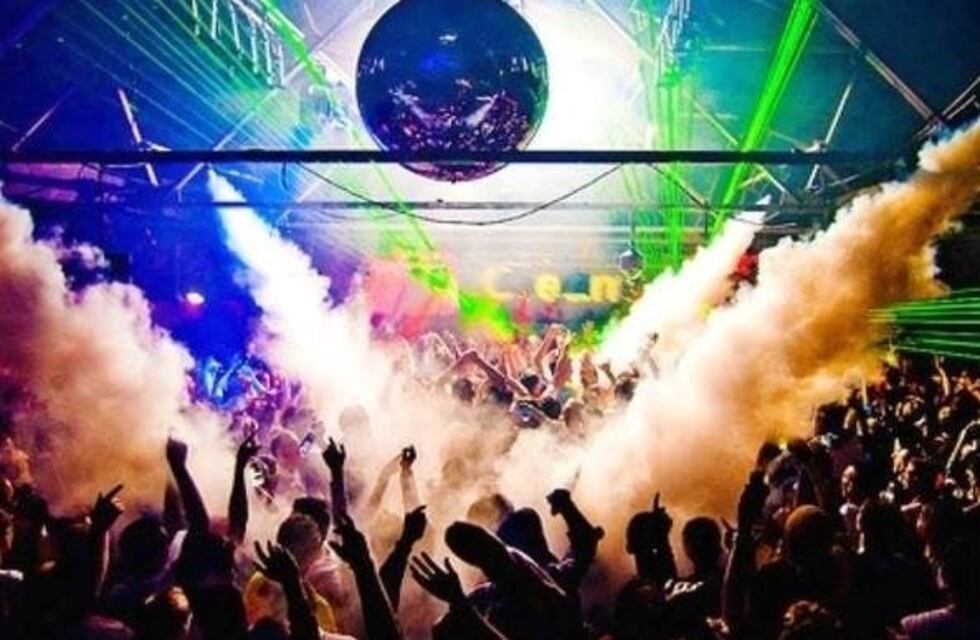 Alerta: advierten que un boliche marplatense regaló "purpurina tóxica" a los jóvenes que fueron a bailar