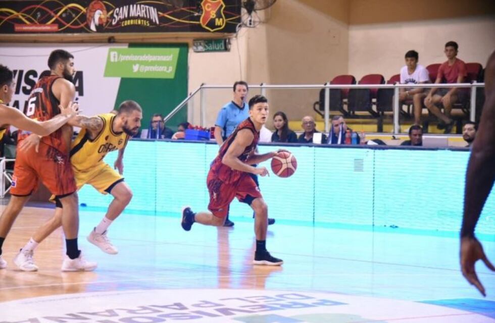 San Martín de Corrientes superó a Obras por 85-66