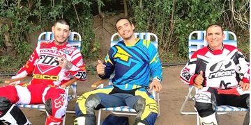 Ulises Bueno volvió a la práctica del motocross con sus amigos y familiares\u002E