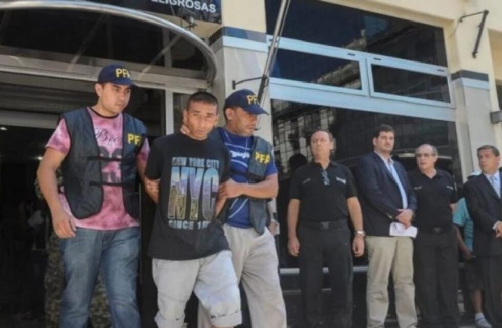 Detuvieron a dos policías por el faltante de dinero de un operativo antidrogas