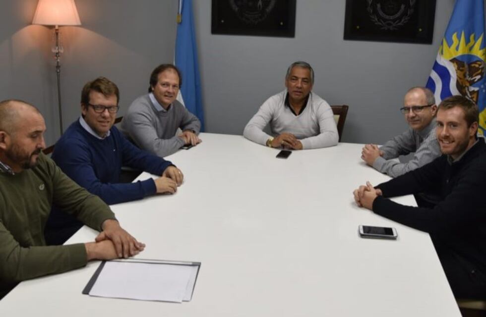 CEO de YPF, confirmó a Jorge Soloaga plan de inversiones en Santa Cruz