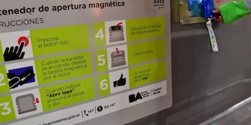 Nuevos contenedores de basura\u002E (Marcelo Carroll)