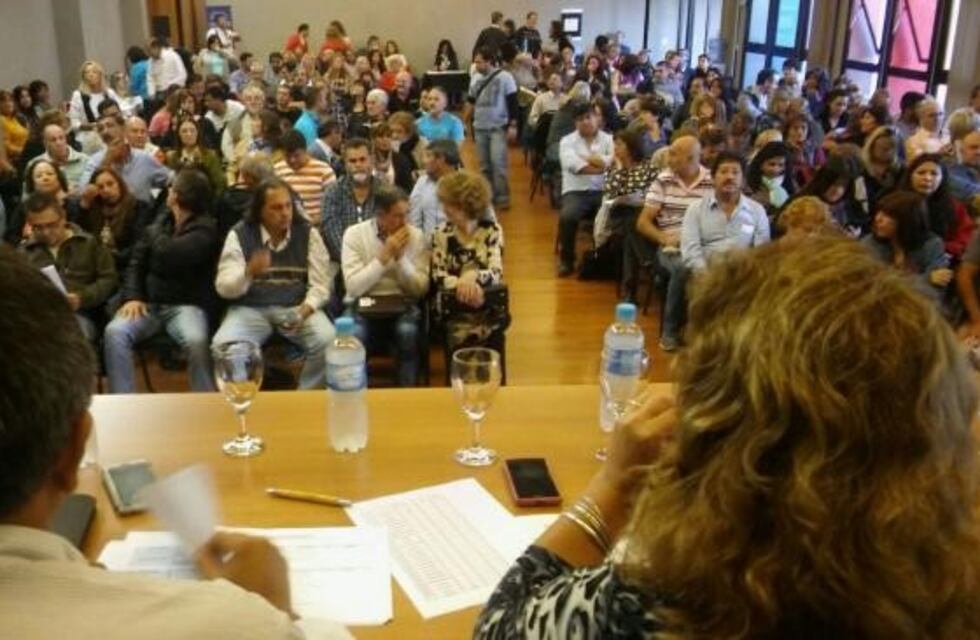 Docentes cordobeses definen este viernes si hacen paro el lunes y martes
