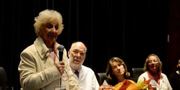 Estela de Carlotto (web)\u002E