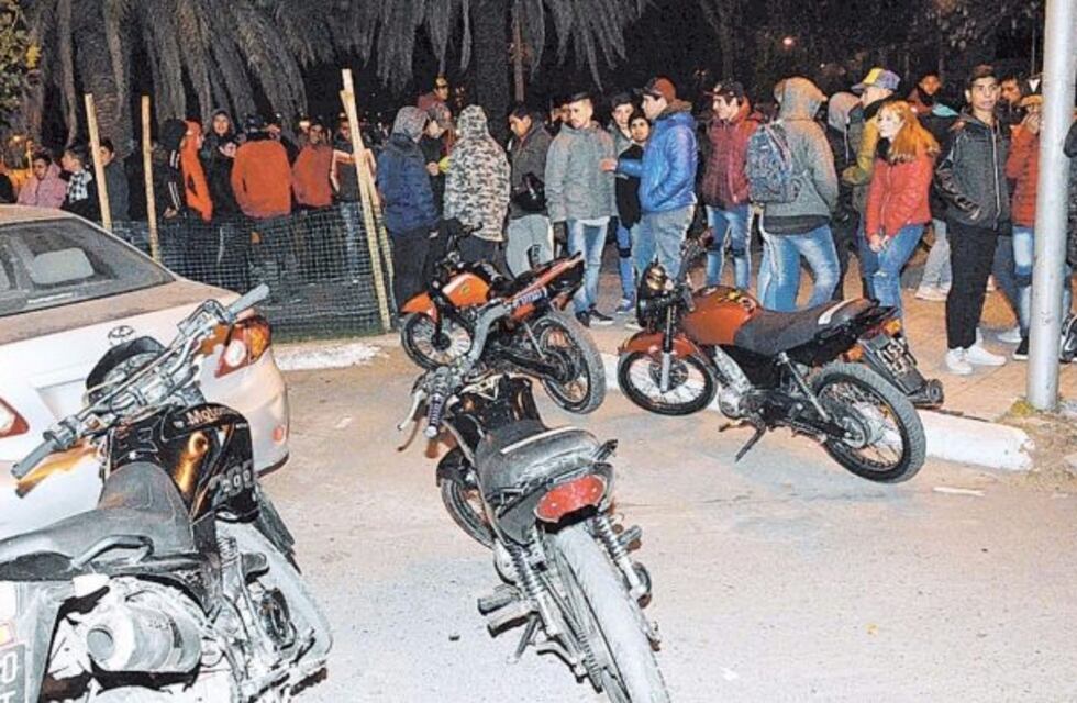 En un megaoperativo policial secuestraron 53 motos