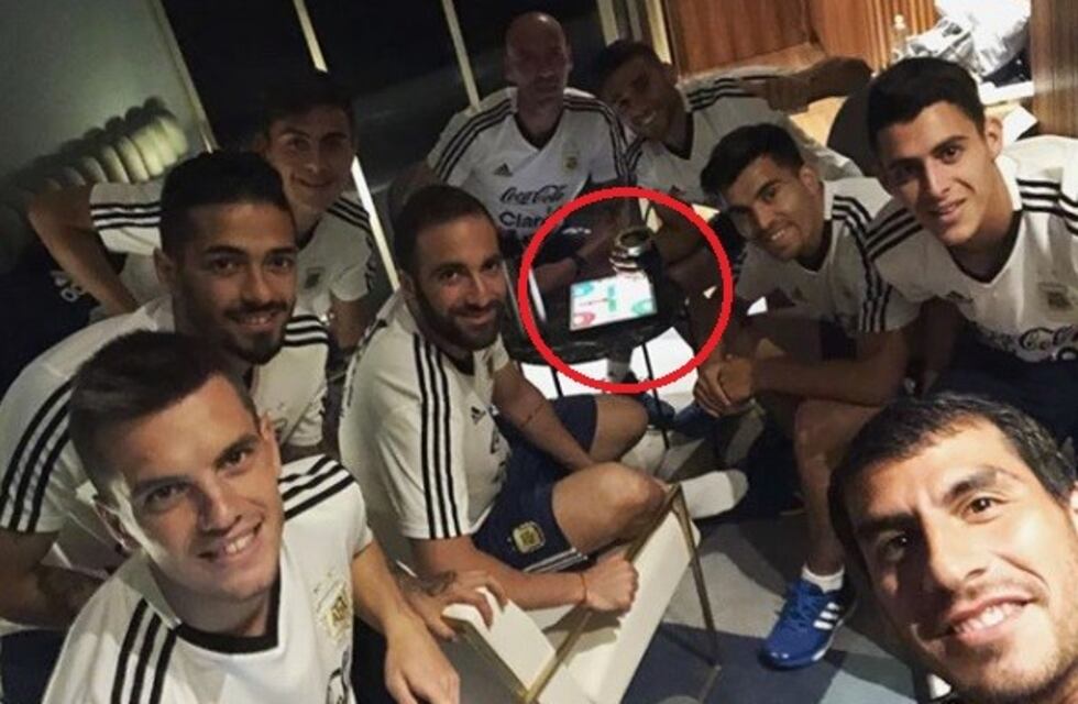 "Parchís", la app que causa furor en la concentración de la Selección