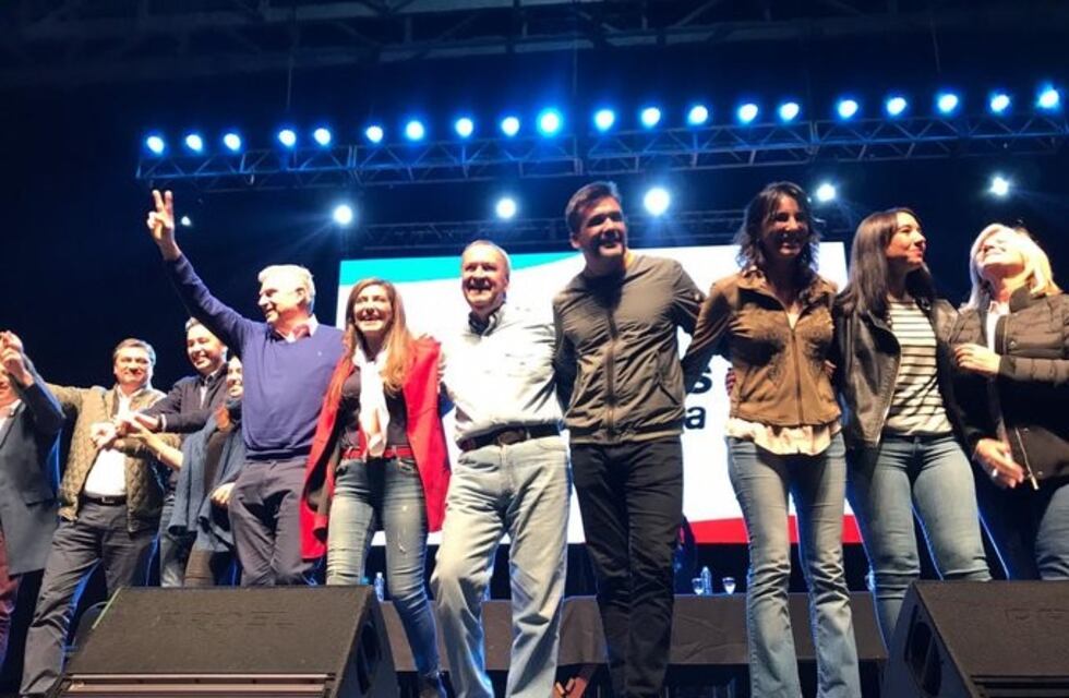Schiaretti pidió apoyo para la boleta corta: "Tenemos que llevar a Córdoba más alto"