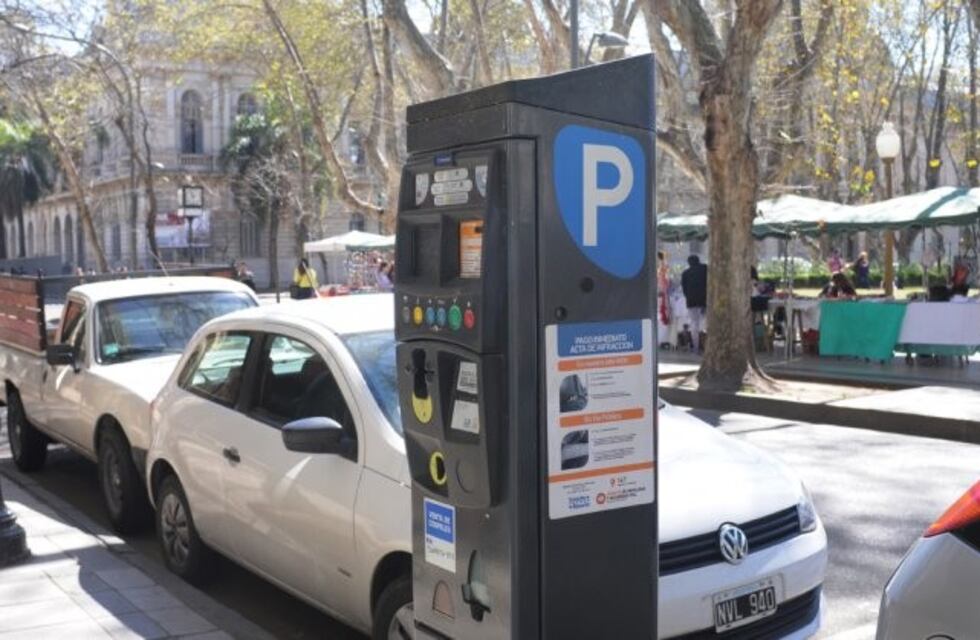 Proponen un calendario fijo de festividades con libre estacionamiento en el centro