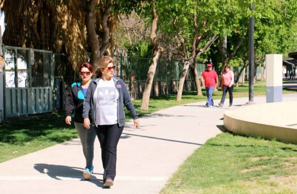 El intendente Luis Castellano pidió que no haya salidas recreativas ni visitas sociales