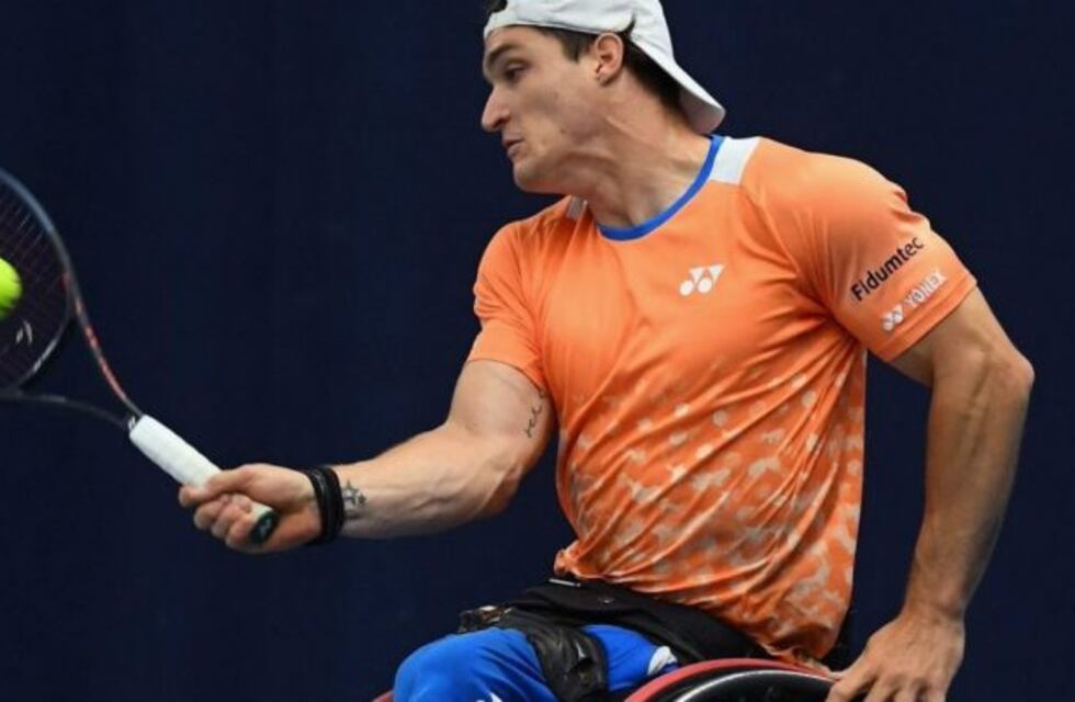 Gustavo Fernández, semifinalista en Inglaterra