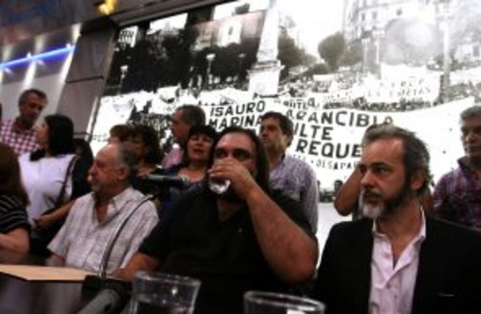 Docentes exigen una paritaria nacional y piden un aumento de 25%