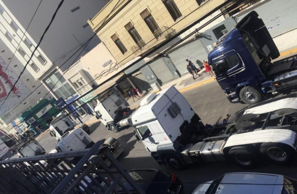 CEPATACAL se moviliza en reclamo  a YPF