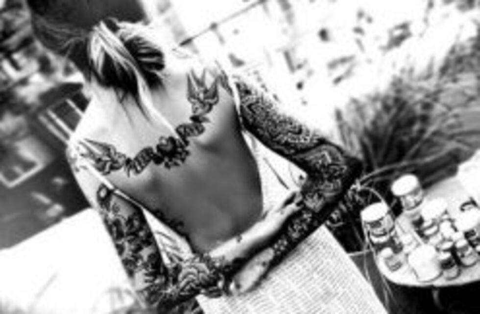 La foto de Candelaria Tinelli, diosa en micro bikini