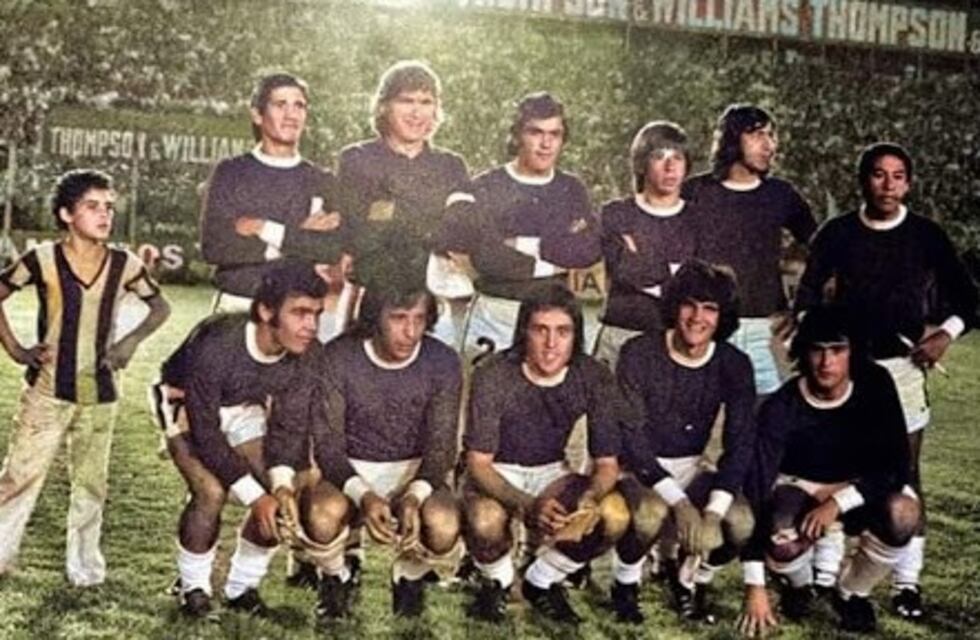 Cuando el "Trinche" bailó a la Selección y el día que le sacaron roja y se la perdonaron