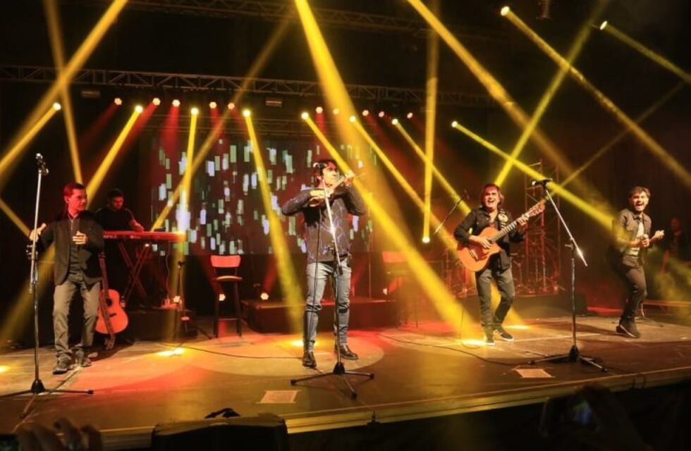 Peña por Malvinas: gran presentación de "Los Nocheros" en Río Grande