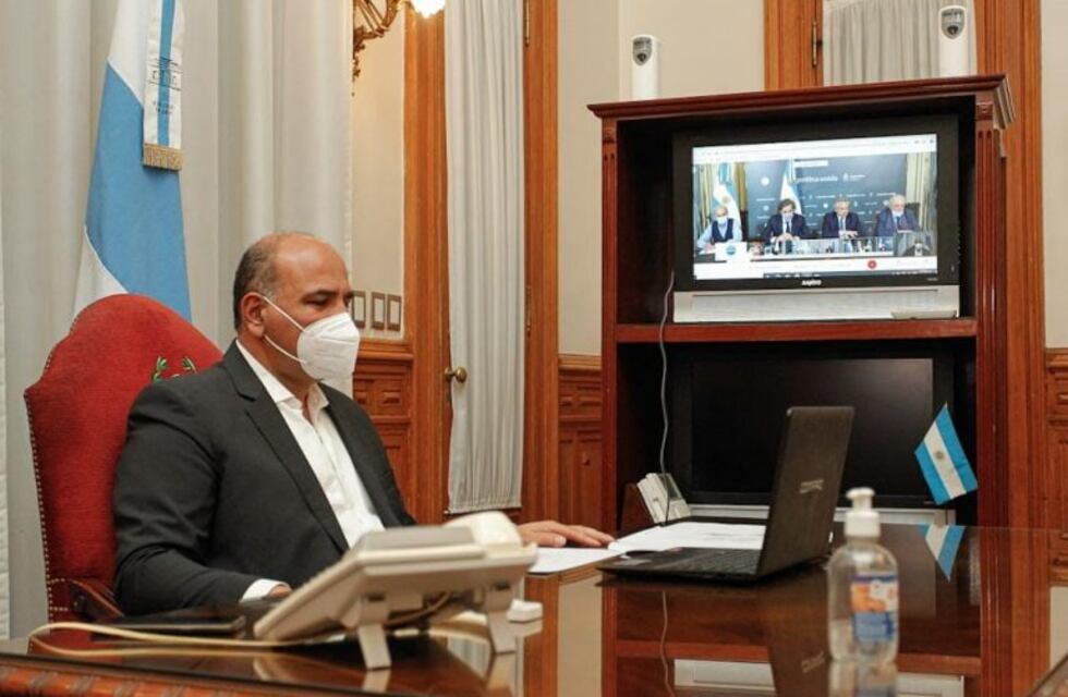 Manzur evaluó con el presidente la situación epidemiológica por la pandemia