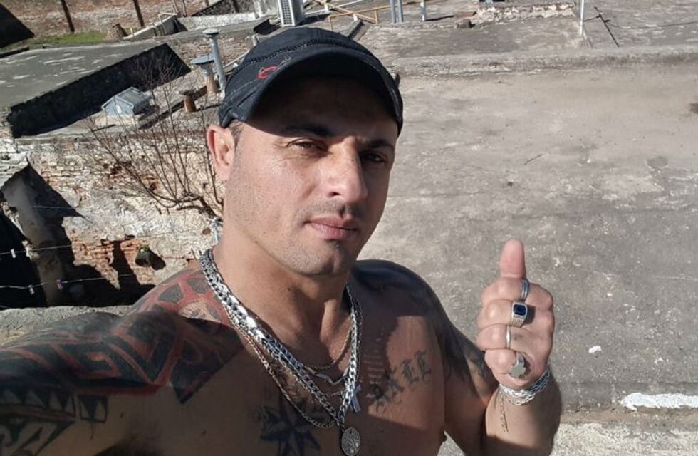 Insólito: está prófugo por secuestro y subió su descargo a Facebook